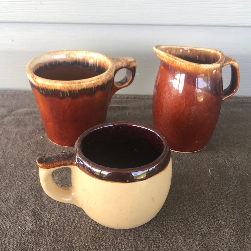 Hull Stoneware Drinkware